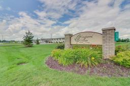 Crestwood Village Assisted Living & Memory Care - Gallery Image 5