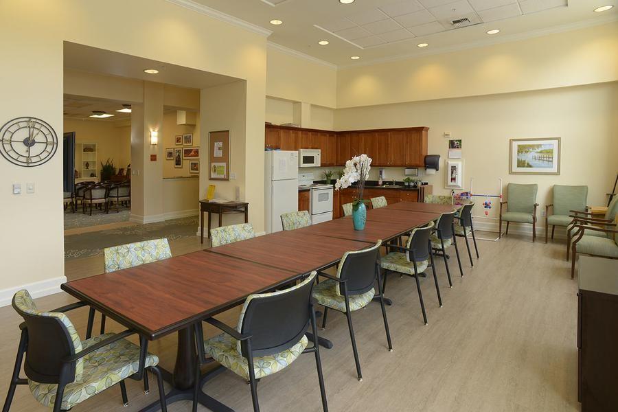 Emerald City Senior Living - Gallery Image 1