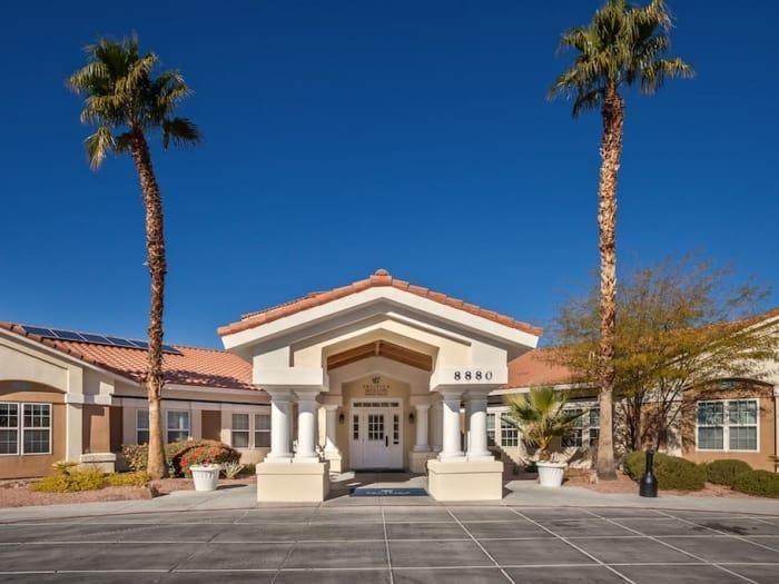 Pacifica Senior Living Spring Valley - Gallery Image 2