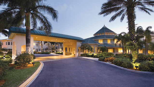 Chateau At Moorings Park, The