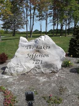 The Lakes at Jefferson - Gallery Image 3