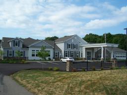 North Woods Village Memory Care Assisted Living of Kalamazoo - Gallery Image 3