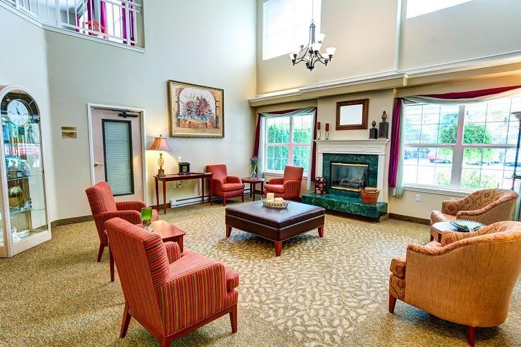 Redwood Heights Assisted Living - Gallery Image 3