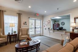 Commonwealth Senior Living at Kilmarnock - Gallery Image 6