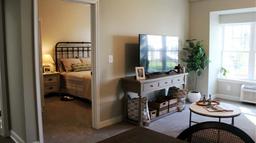 Commonwealth Senior Living at Manassas - Gallery Image 3