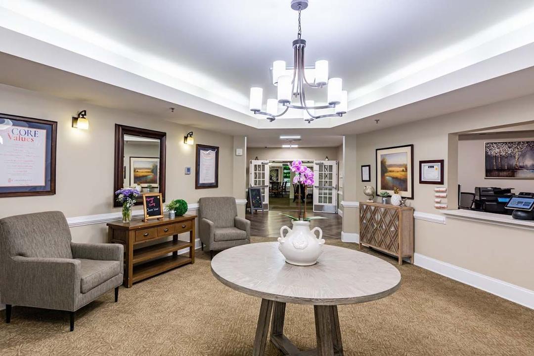 Commonwealth Senior Living at Charlottesville - Gallery Image 2