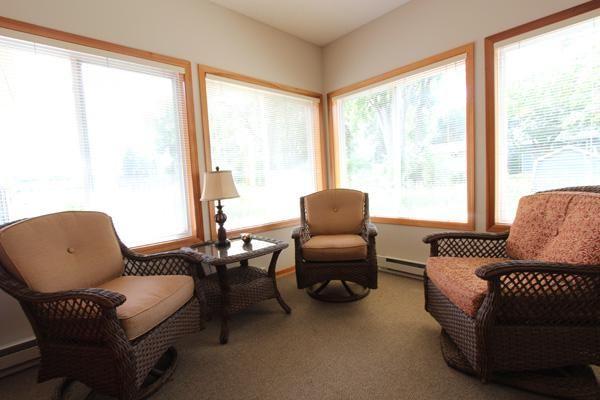 White Pine Senior Living - Fridley - Gallery Image 2