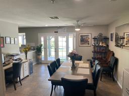 Sunshine Villa Assisted Living - Gallery Image 4