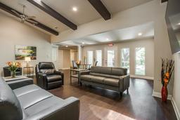 Preston Hollow Sage Oak Assisted Living - Gallery Image 3