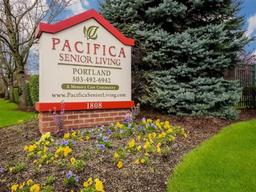 Pacifica Senior Living Portland - Gallery Image 5