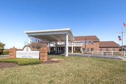 Commonwealth Senior Living at Christiansburg - Gallery Image 1