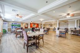 Commonwealth Senior Living at Christiansburg - Gallery Image 6