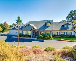 Mountain View Assisted Living & Memory Care - Gallery Image 2