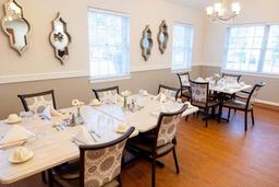 Commonwealth Senior Living at Kings Grant House - Gallery Image 5