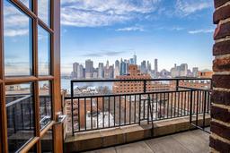 The Watermark at Brooklyn Heights - Gallery Image 3