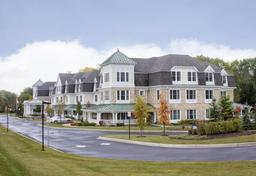 Sunrise Assisted Living of Bloomfield Hills - Gallery Image 5