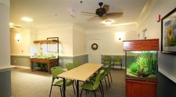 Sundale Senior Living of The Woodlands - Gallery Image 2