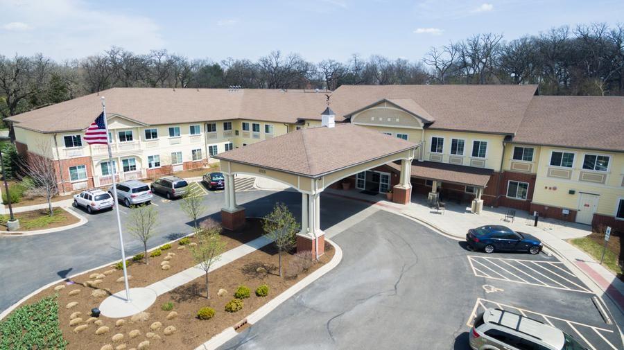 Three Oaks Assisted Living and Memory Care - Gallery Image 1