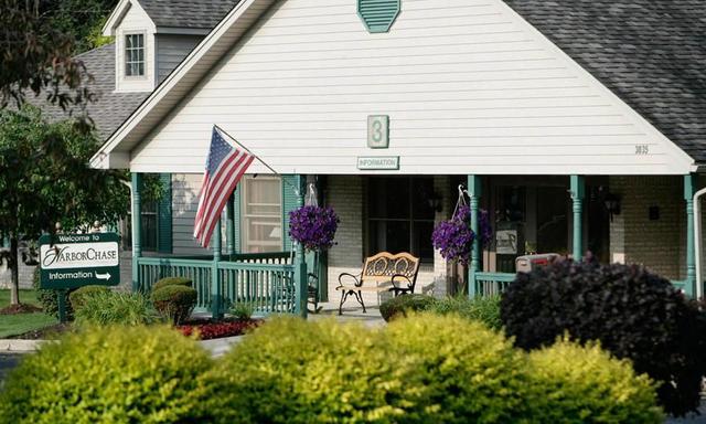 The Courtyard at Auburn Hills