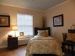 Renaissance Assisted Living - Gallery Image 5