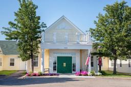 The Atrium at Faxon Woods - Gallery Image 4