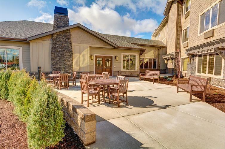 Mt. Bachelor Assisted Living and Memory Care - Gallery Image 2