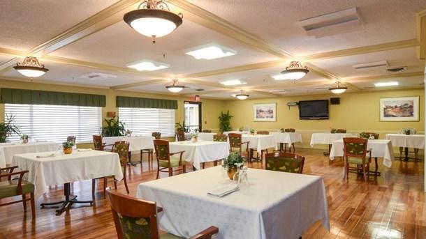 Miami Lakes Retirement Home - Gallery Image 3