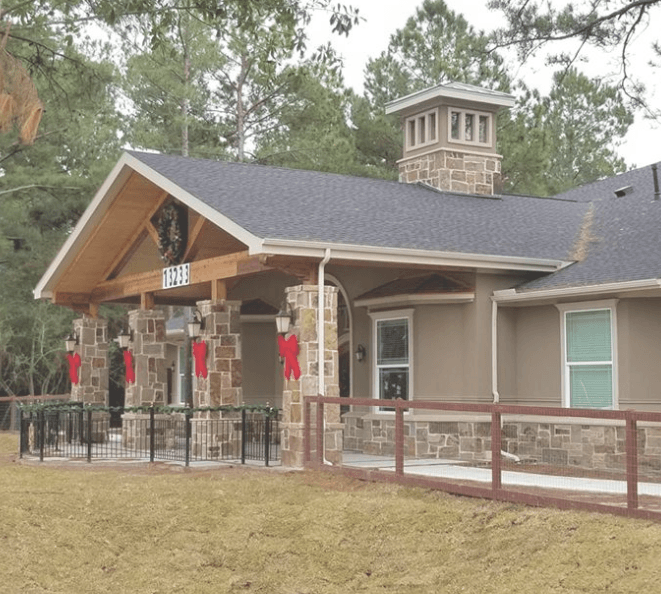 Village Green Alzheimer's Care Home - Tomball - Gallery Image 4