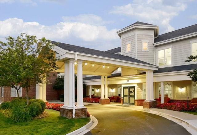 Lakewood Reserve Senior Living