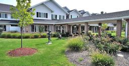 Solstice Senior Living at East Amherst - Gallery Image 1