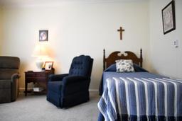 Laurel Place Assisted Living - Gallery Image 1