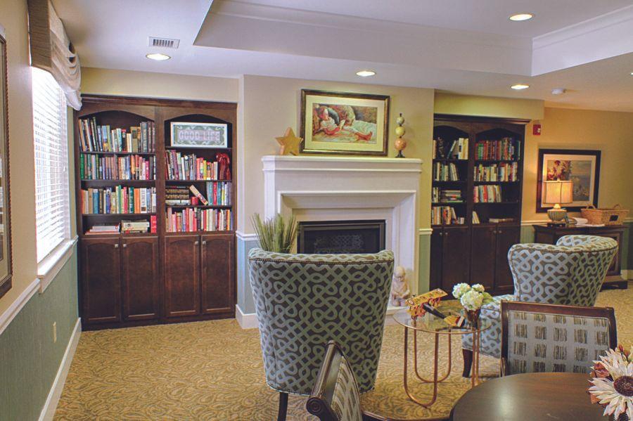 Crescent Park Senior Living - Gallery Image 3