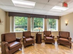 Pacifica Senior Living McMinnville - Gallery Image 6