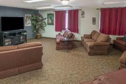 Stone Lodge Gracious Retirement Living - Gallery Image 6