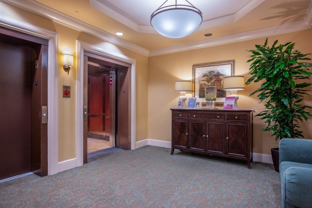 Luxe Senior Living at Wellington - Gallery Image 3