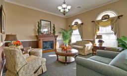 Parkway Cove Senior Living - Gallery Image 3