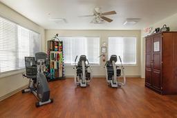 Nora Personal Care Assisted Living - Gallery Image 6