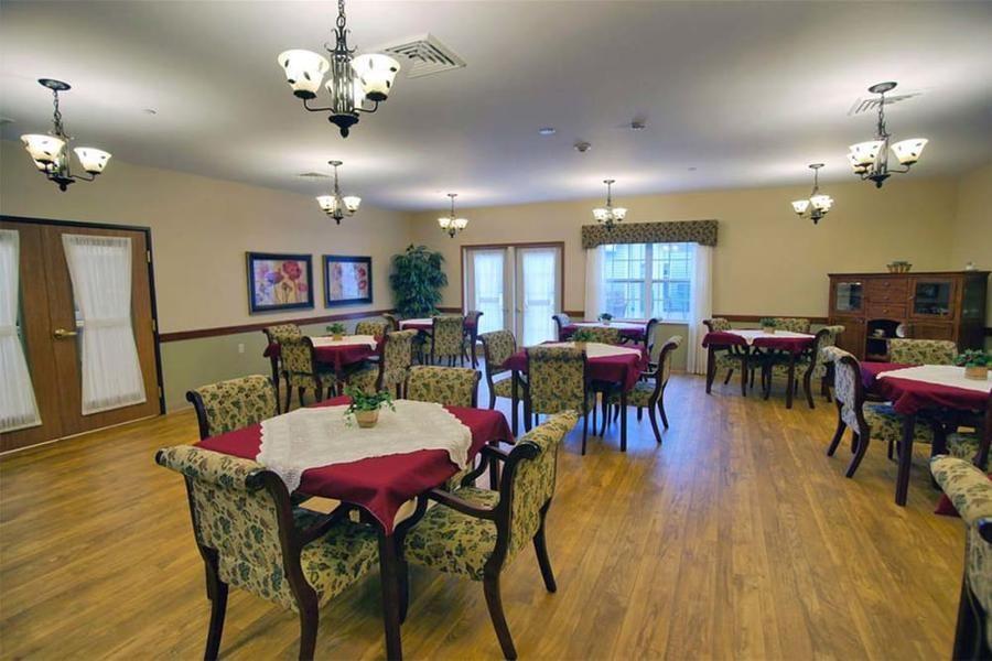 Milestone Senior Living Rhinelander - Gallery Image 5