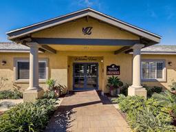 Pacifica Senior Living Riverside - Gallery Image 1