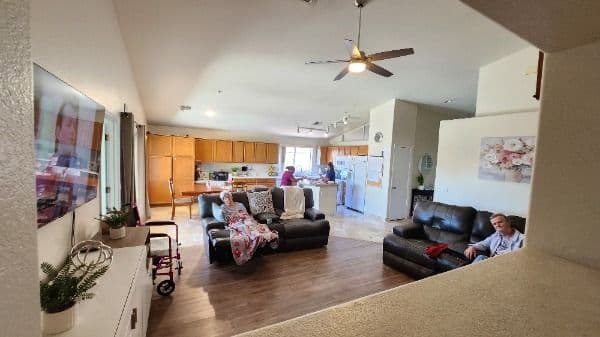 Arrowhead Shore Senior Living Llc - Gallery Image 3