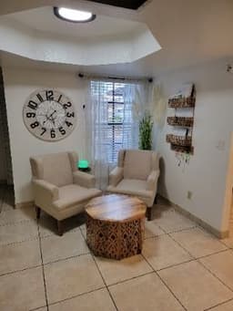 Astoria Az Assisted Living - Gallery Image 3