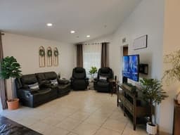 Astoria Az Assisted Living - Gallery Image 6