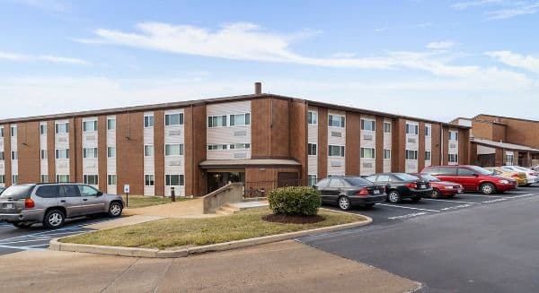 Ollie Langhorst Apartments - Gallery Image 2