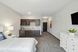Personal Care Senior Living Columbia Heights - Gallery Image 5