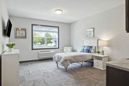 Personal Care Senior Living Columbia Heights - Gallery Image 6