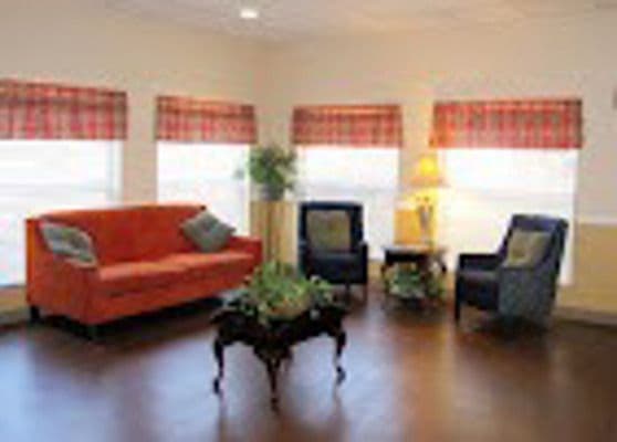 Lakeland Manor Assisted Living Facility - Gallery Image 4