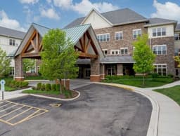 Deer Park Village - Gallery Image 3