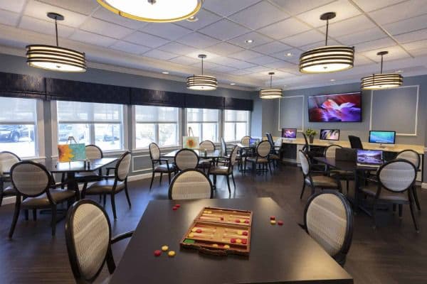 Heights Crossing Assisted Living Residence - Gallery Image 5