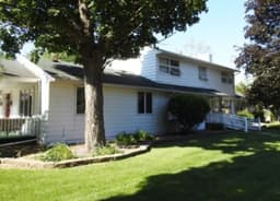 Colonial Park Adult Assisted Living - Gallery Image 1