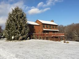 The Chalet - Gallery Image 5